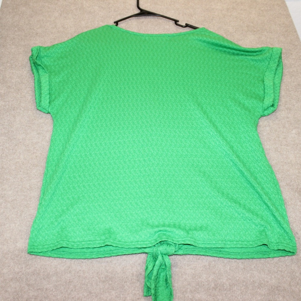 Good Days Only Green Textured V-Neck Front Tie Knot Short Sleeve Top 1X - Picture 6 of 6